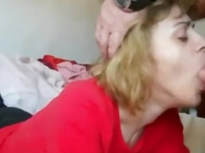 mom in mouth-fuck n cum swallow action