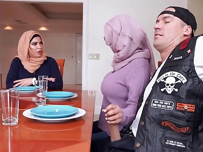 Romping his ex girlfriend's arab sista and mother - https://stepwet.com/view video.php?id=44275