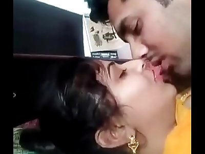 Desi duo kiss and fucked badly homemade //Watch Full 23 min Vid At http://www.filf.pw/desicouple